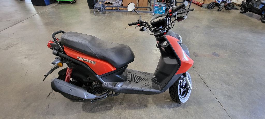 2023 ICE BEAR SCOOTER P7231